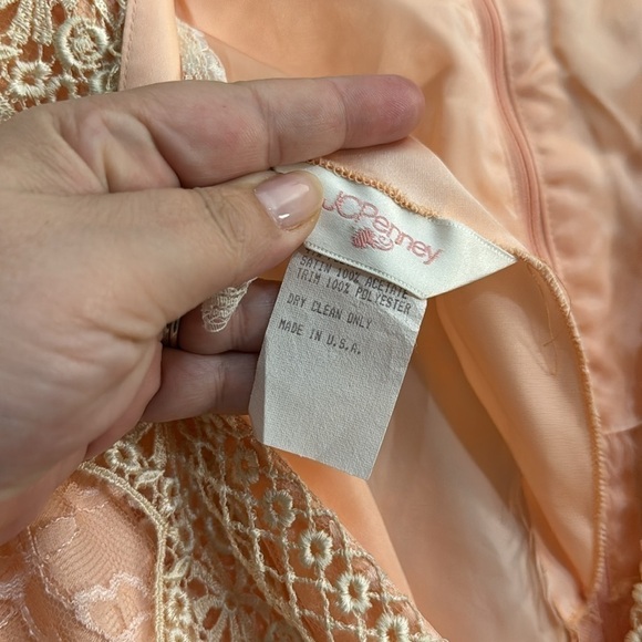 Vintage JCPenny lace dress - Picture 5 of 8